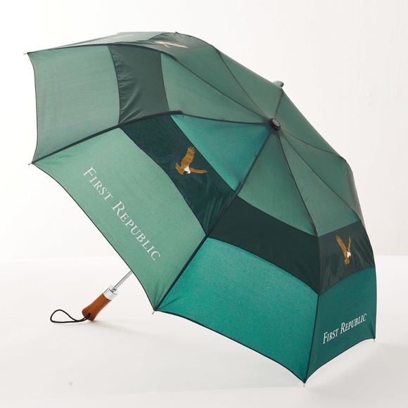 First Republic Bank Green Umbrella Compact Expandable Wood Handle NEW - Picture 2 of 2